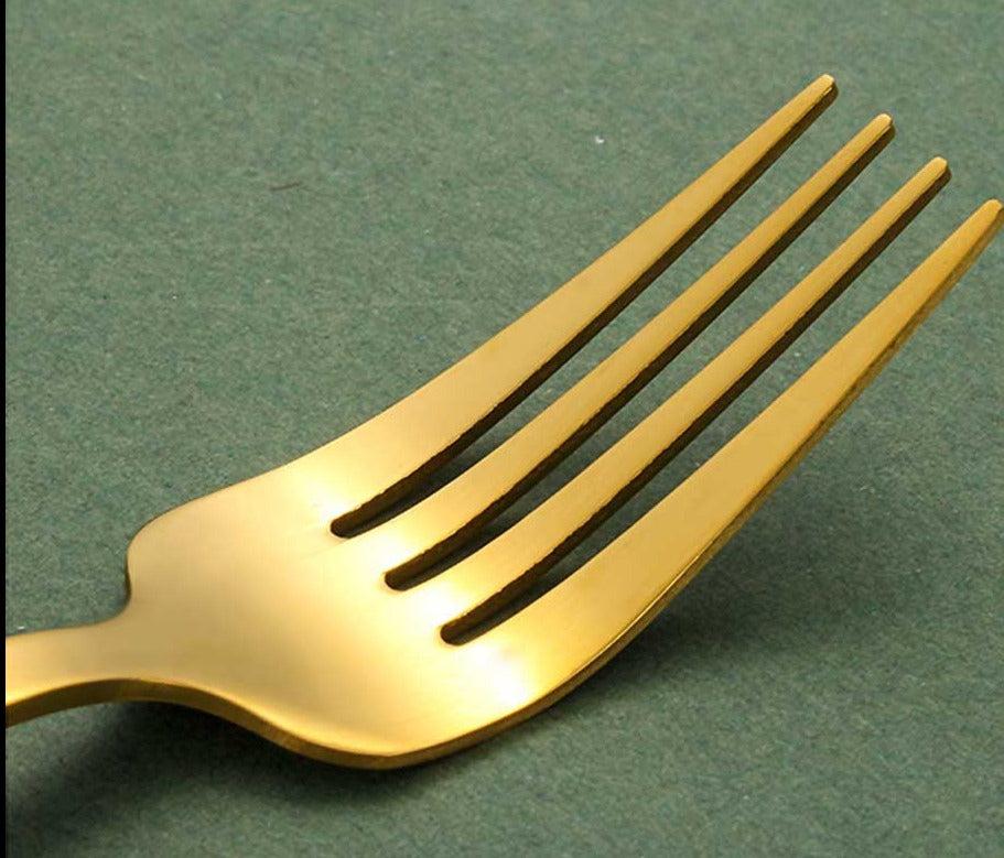fourchette doré et bois